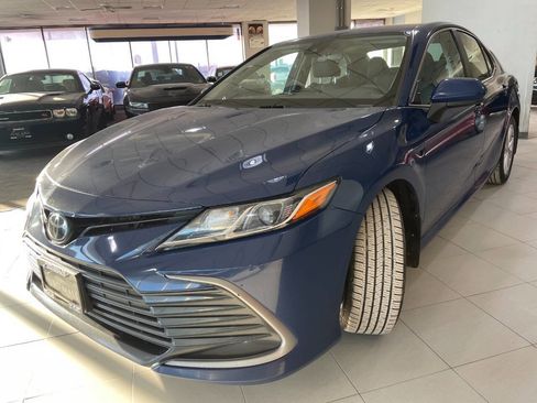 Used 2023 Toyota Camry LE w/ Protection Package (Q2) (TMS) image 3