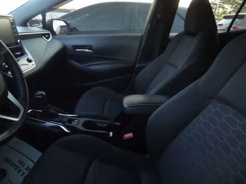 Used 2019 Toyota Corolla SE w/ SE Option Package image 8