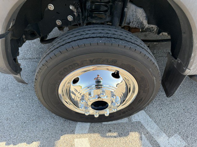 Used 2018 Ford F550 4x4 Regular Cab Super Duty image 12