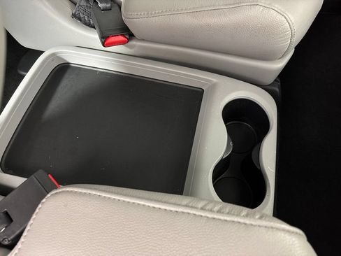 Certified 2022 Honda Pilot Touring image 19