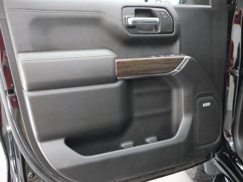 Used 2020 Chevrolet Silverado 1500 LT Trail Boss AWD/4WD image 40