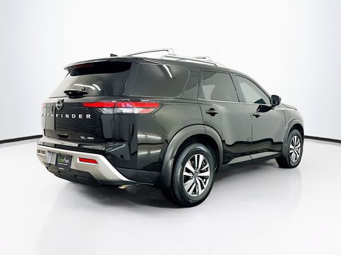 Used 2023 Nissan Pathfinder SL image 9