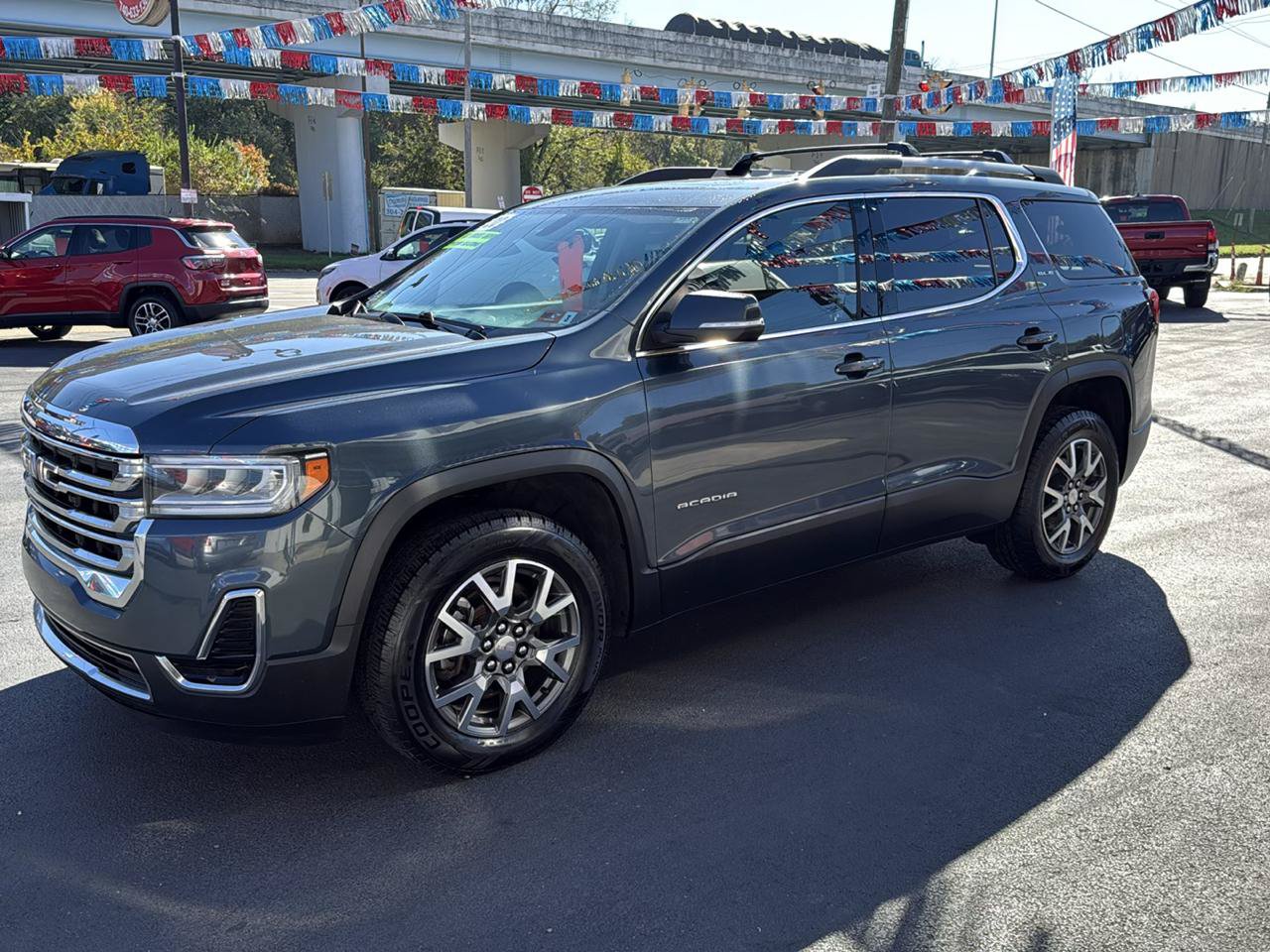 Used 2020 GMC Acadia SLE w/ Driver Convenience Package AWD/4WD image 8