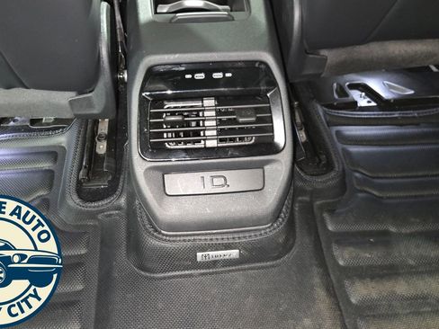 Used 2022 Volkswagen ID.4 Pro S RWD image 27