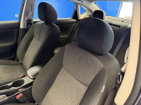 Used 2015 Nissan Sentra SV FWD image 12