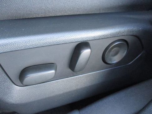 Used 2025 Buick Envision Preferred image 34