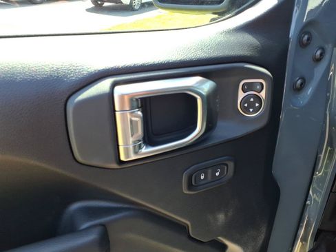 New 2026 Jeep Gladiator Sport AWD/4WD image 19