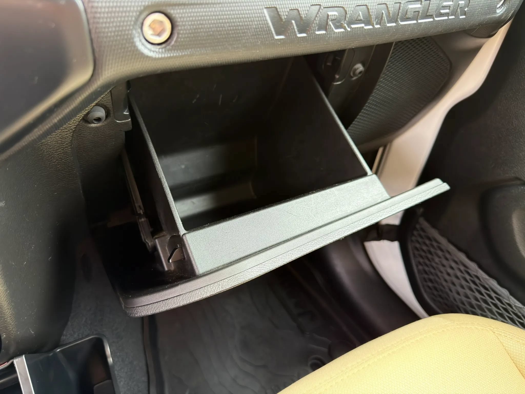 Used 2019 Jeep Wrangler Sport AWD/4WD image 22