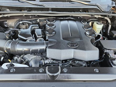 Used 2023 Toyota 4Runner Limited image 27