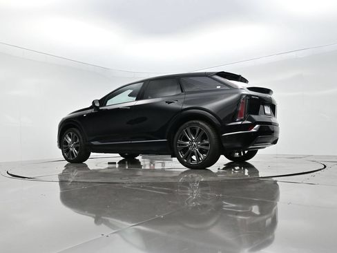 New 2027 Cadillac Optiq Premium Sport w/ LPO, Floor Liner Package AWD/4WD image 52
