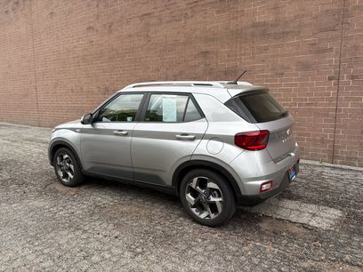 Used 2025 Hyundai Venue SEL