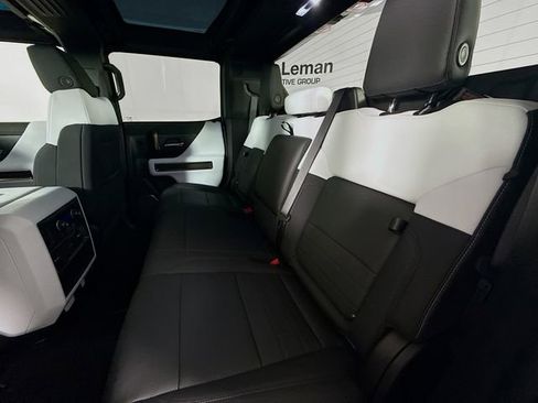 Used 2024 GMC Hummer EV 3X w/ Omega Edition AWD/4WD image 26