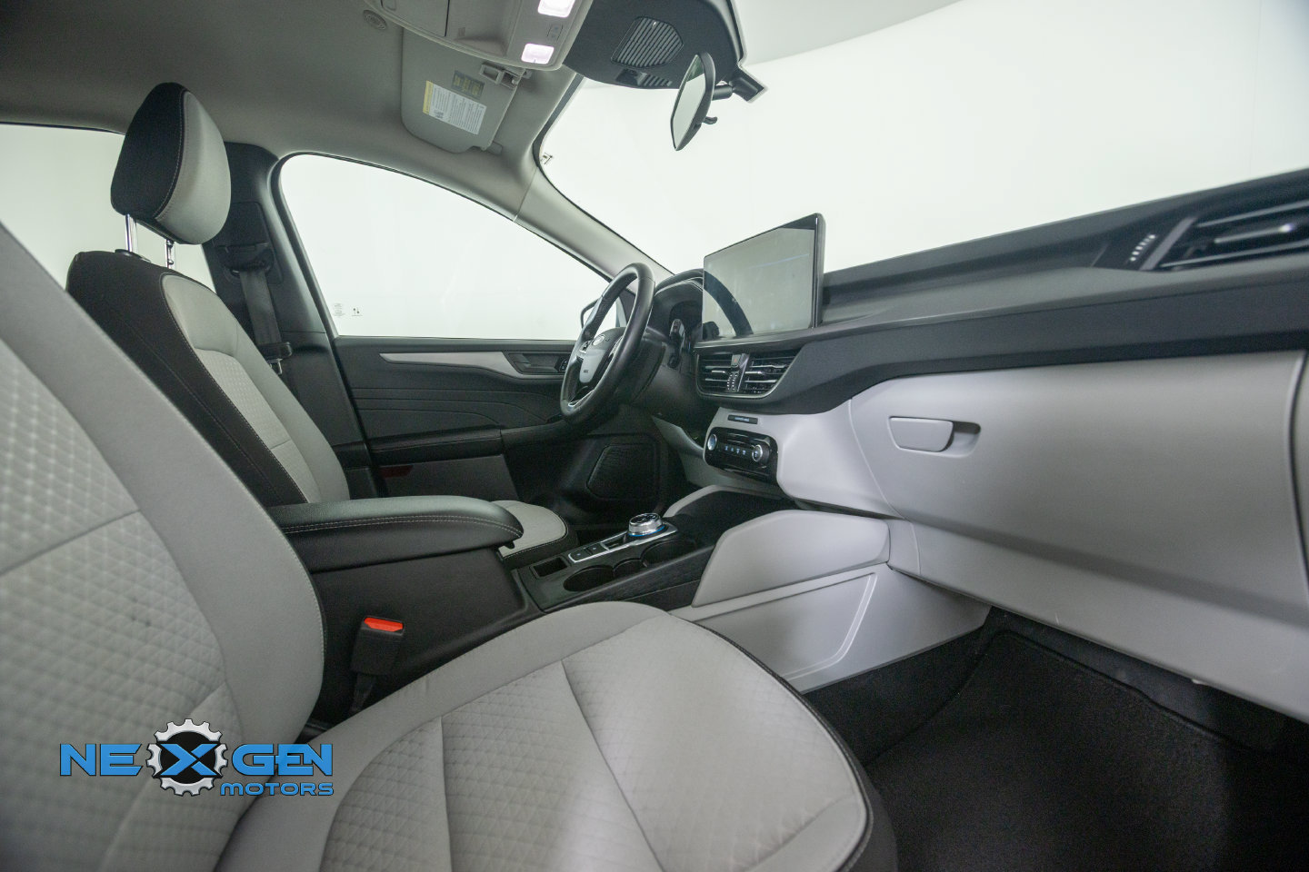 Used 2024 Ford Escape Active w/ Tech Pack #1 FWD image 6