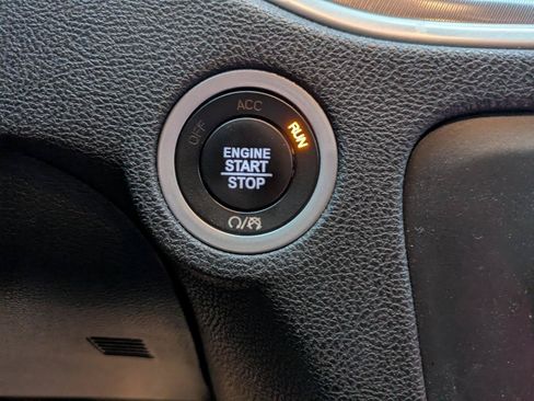 Used 2022 Dodge Charger R/T RWD image 9