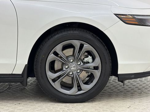 Used 2024 Honda Accord EX-L image 13