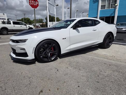 Used 2022 Chevrolet Camaro SS image 5