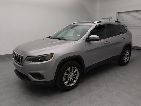 Used 2021 Jeep Cherokee Latitude Lux w/ Sun & Sound Group image 2