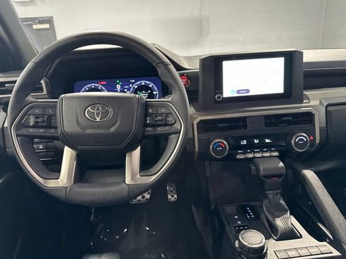 Certified 2026 Toyota Tacoma TRD Sport AWD/4WD image 8