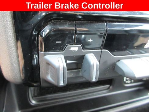 Used 2021 RAM 1500 Big Horn w/ Built-to-serve Edition AWD/4WD image 16