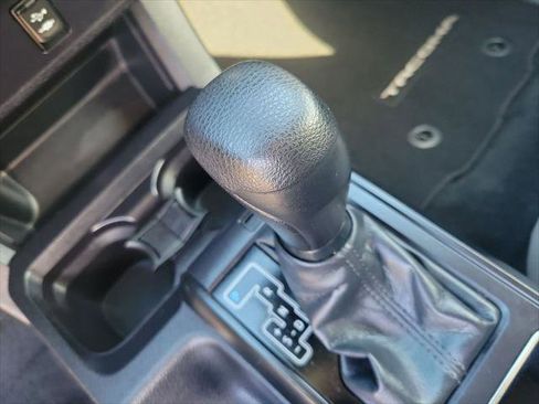 Certified 2018 Toyota Tacoma SR RWD image 28