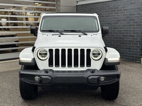 Used 2020 Jeep Wrangler Unlimited Sahara AWD/4WD image 2