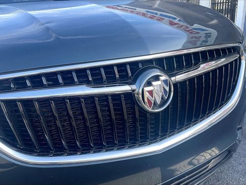 Used 2020 Buick Enclave Essence image 29