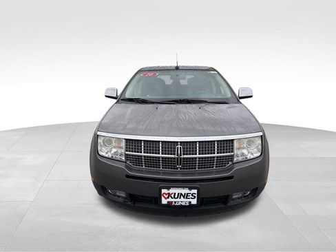 Used 2010 Lincoln MKX 2WD image 2