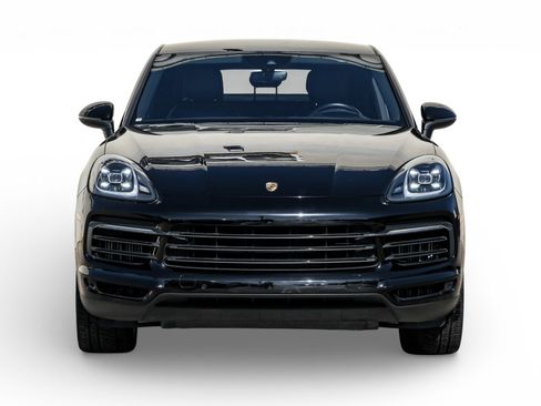 Used 2020 Porsche Cayenne S image 3