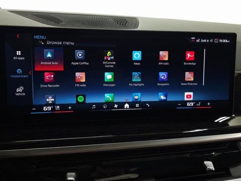 Used 2025 BMW X7 M60i image 32