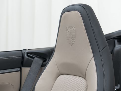 New 2026 Porsche 911 Carrera 4S image 17