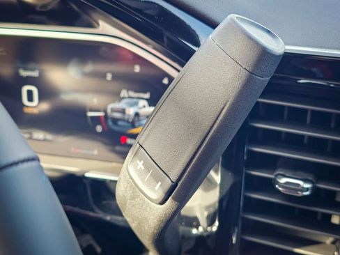 New 2026 GMC Sierra 2500 SLT w/ Max Trailering Package AWD/4WD image 22