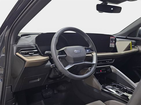 New 2025 Audi Q5 Prestige image 16