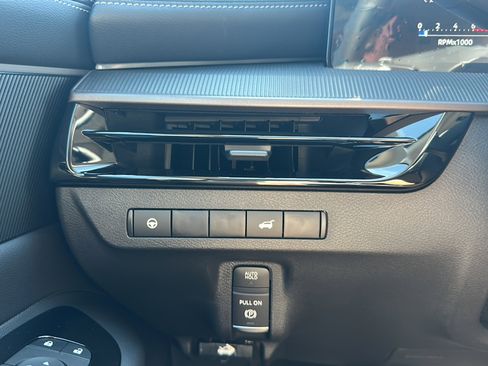 New 2026 Nissan Murano SV image 25