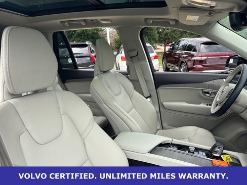 Certified 2023 Volvo XC90 B6 Plus AWD/4WD image 13