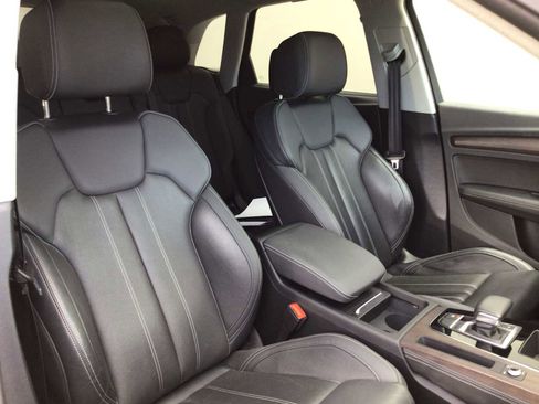 Used 2021 Audi Q5 Prestige AWD/4WD image 27