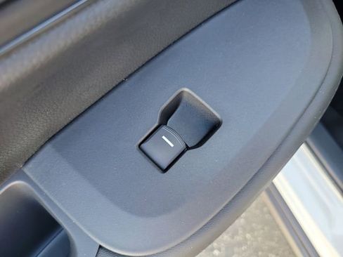 New 2026 Honda HR-V LX image 13