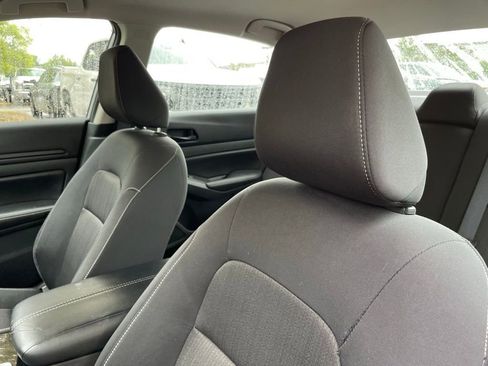 Used 2024 Nissan Altima 2.5 SV FWD image 23