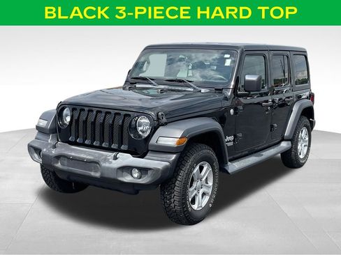 Used 2018 Jeep Wrangler Unlimited Sport S AWD/4WD image 3