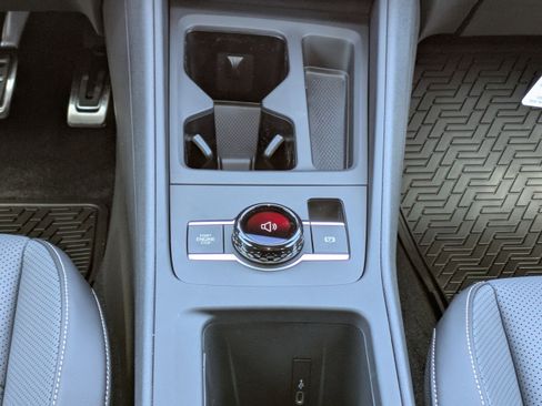 New 2026 Volkswagen Tiguan SE R-Line FWD image 20