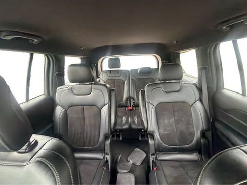 Used 2023 Jeep Grand Cherokee L Laredo AWD/4WD image 14