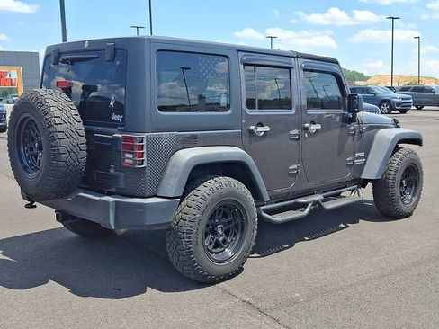 Used 2014 Jeep Wrangler Unlimited Sport w/ Quick Order Package 24S AWD/4WD image 5