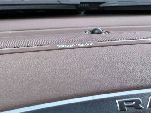 Used 2021 RAM 1500 Laramie AWD/4WD image 34