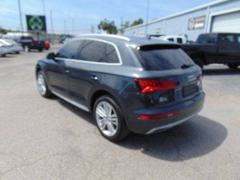 Used 2018 Audi Q5 Prestige w/ Prestige Package AWD/4WD image 6