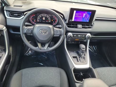 Used 2023 Toyota RAV4 XLE FWD image 15