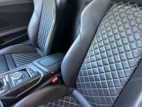 Used 2017 Audi R8 V10 AWD/4WD image 12