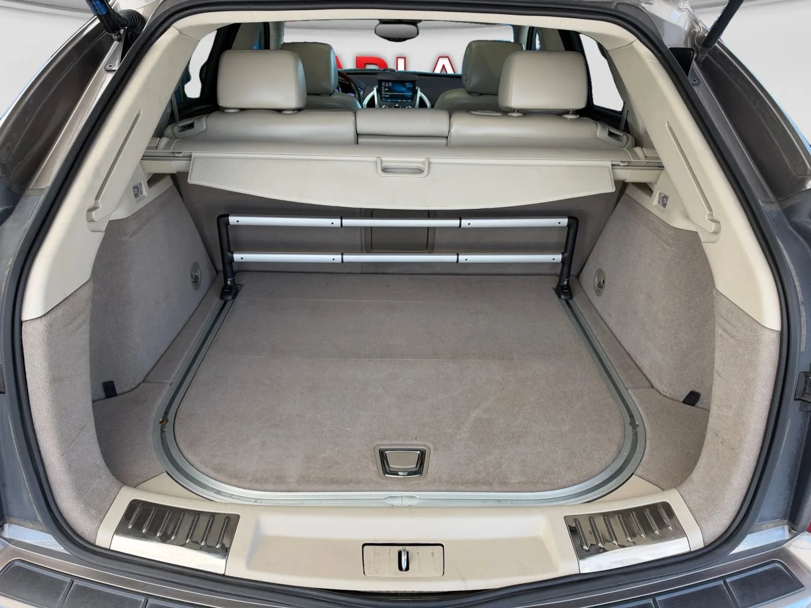 Used 2011 Cadillac SRX Luxury FWD image 18