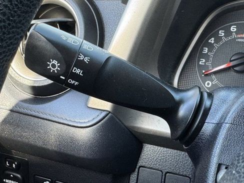 Used 2015 Toyota RAV4 LE image 23