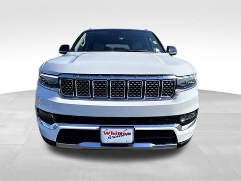 Used 2023 Jeep Grand Wagoneer 4WD image 11