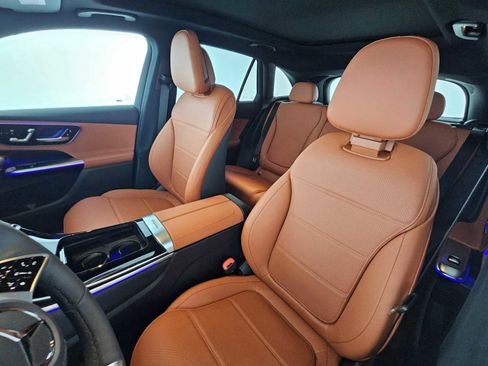 New 2026 Mercedes-Benz GLC 300 4MATIC image 21