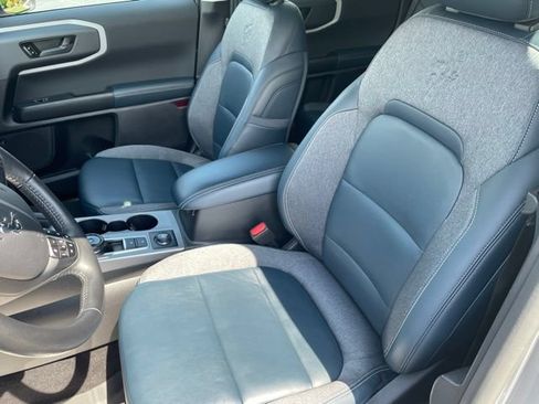Used 2023 Ford Bronco Sport Outer Banks w/ Tech Package AWD/4WD image 11